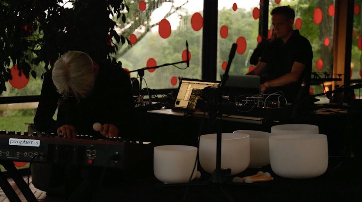 Documentário – Glass: Ryuichi Sakamoto, Yayoi Kusama & Alva Noto